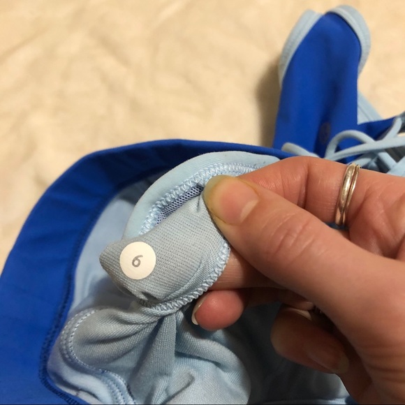 lululemon bra - Picture 3 of 3